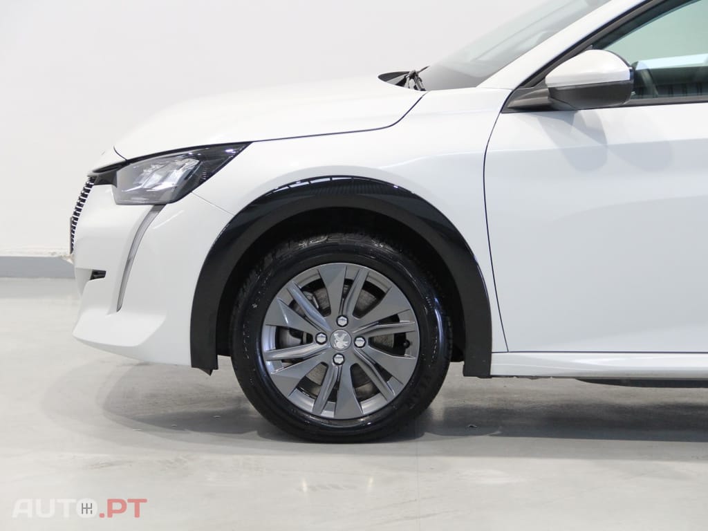 Peugeot E-208 50KWh Allure