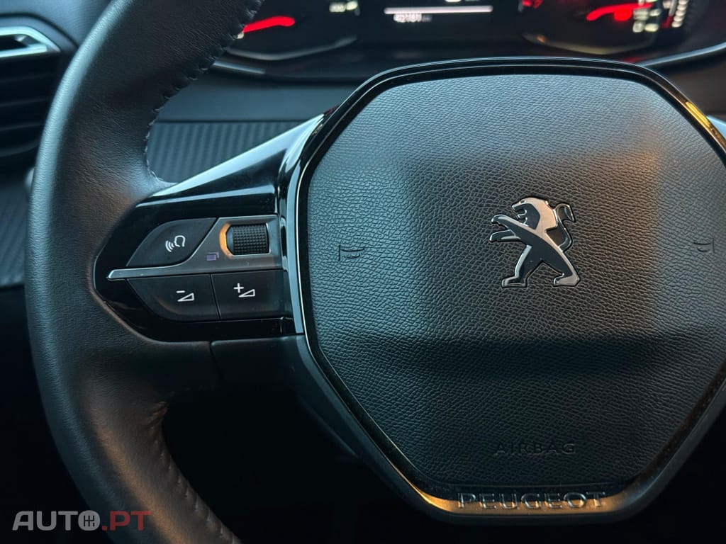Peugeot 208 PureTech 75 Allure