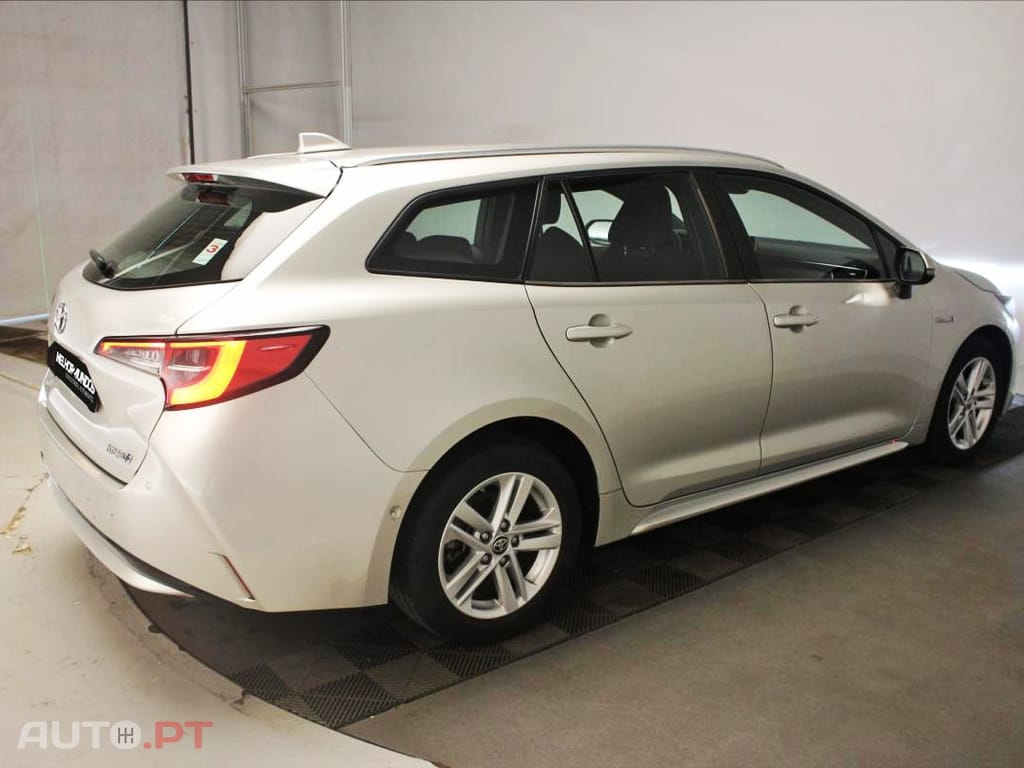 Toyota Corolla Touring Sports 1.8 Hybrid Dynamic Business