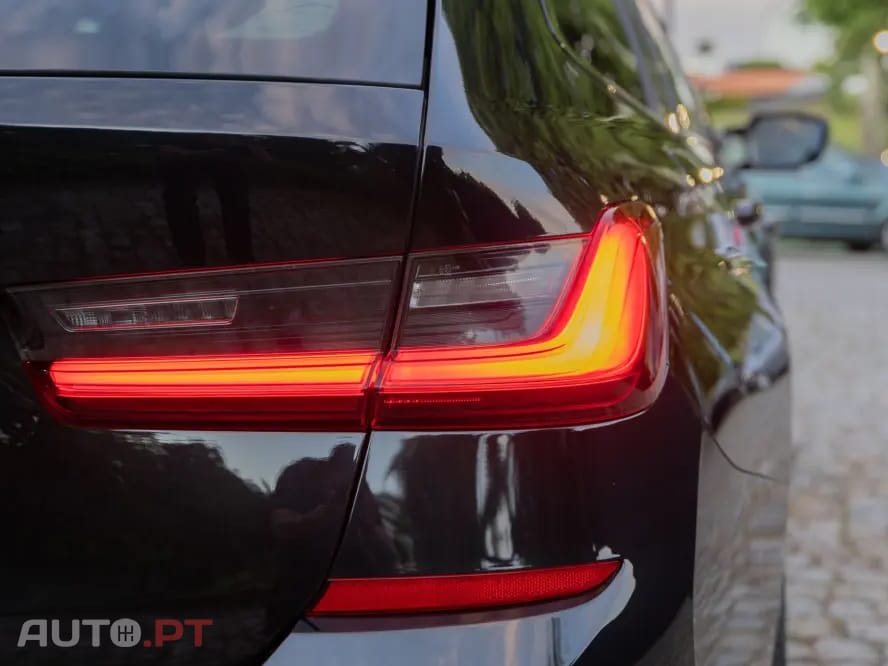 BMW 320 PACK M - LOOK M3
