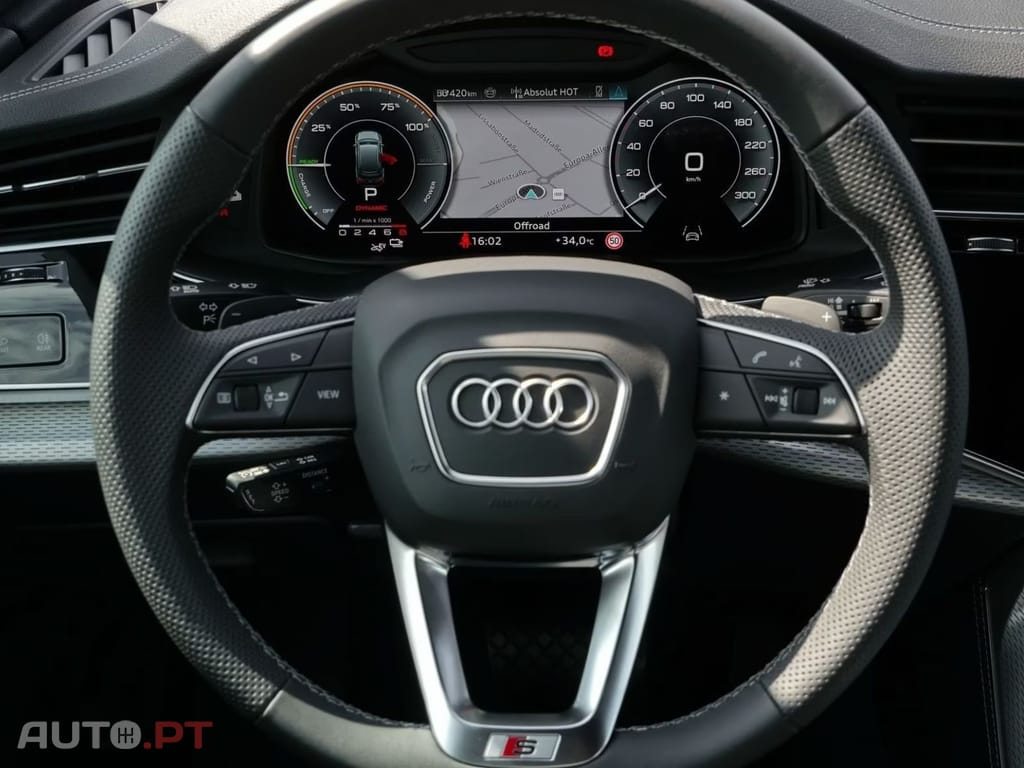 Audi Q7 55 TFSIe qu. S line