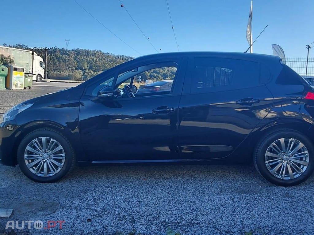 Peugeot 208 1.2 PureTech Allure