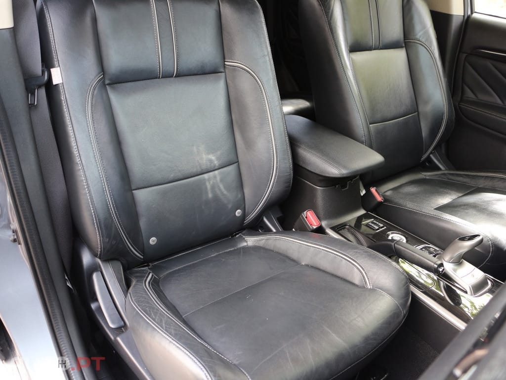 Mitsubishi Outlander 2.0 MIVEC Instyle Navi+