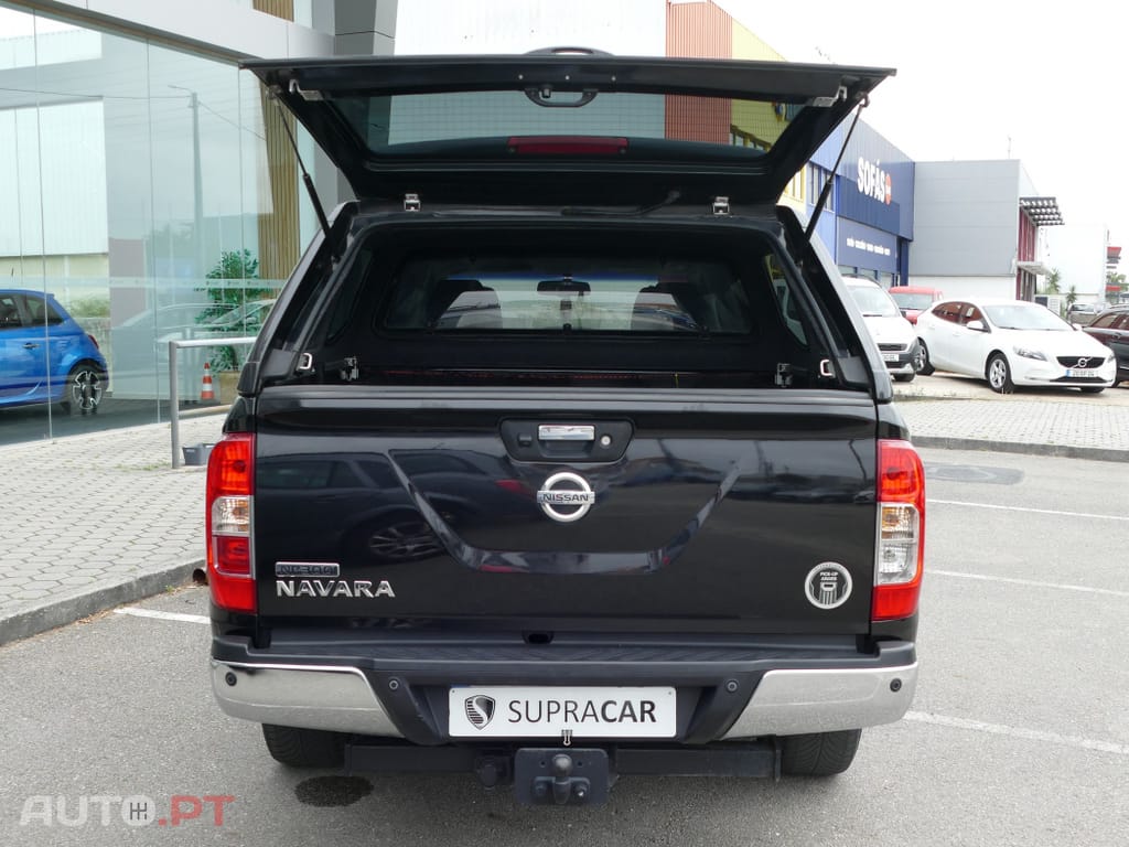Nissan Navara 2.3 dCi CD 4WD Tekna