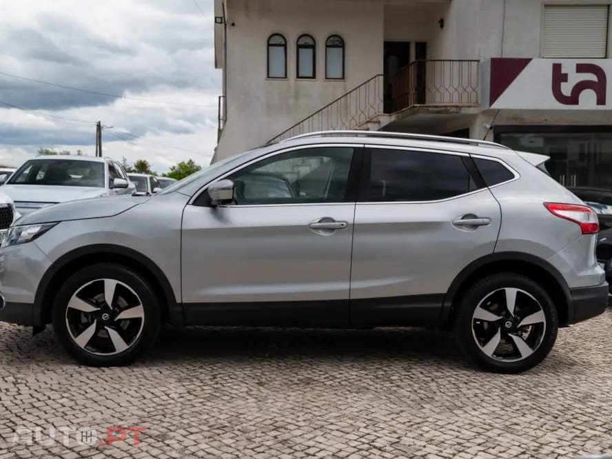 Nissan Qashqai 1.5 dCi N-Connecta