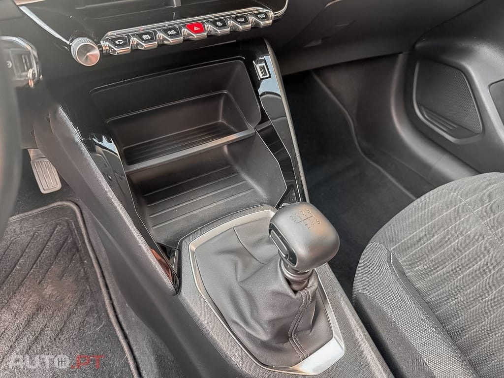 Peugeot 208 PureTech 100 Style