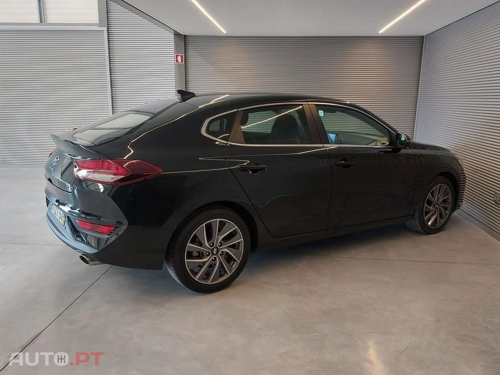 Hyundai i30 1.0 T-GDi Style+Sens.Frt.+CI