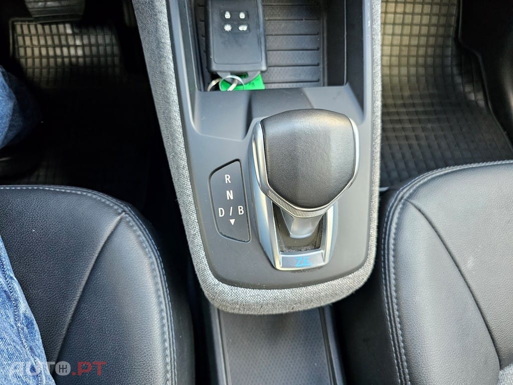 Renault Zoe (c/ Bateria) Z.E. 50 INTENS