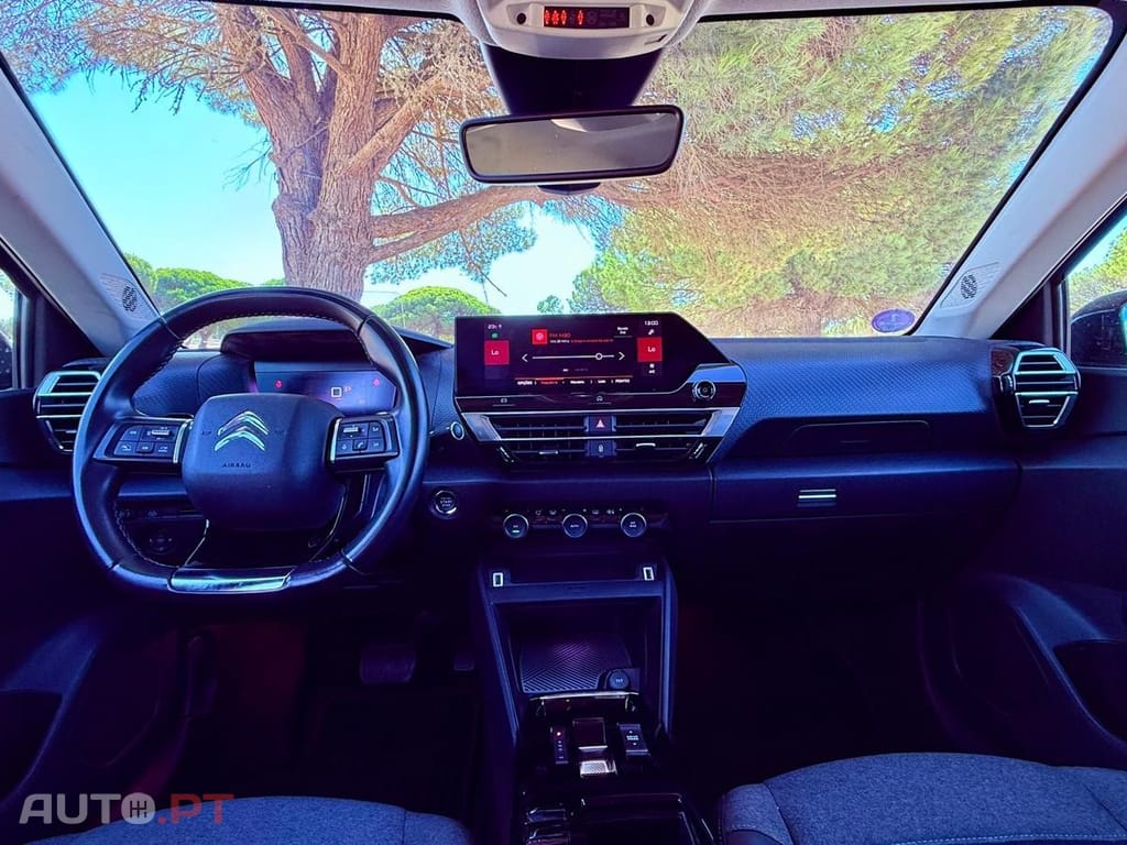 Citroen C4 1.2 PureTech Shine Pack EAT8