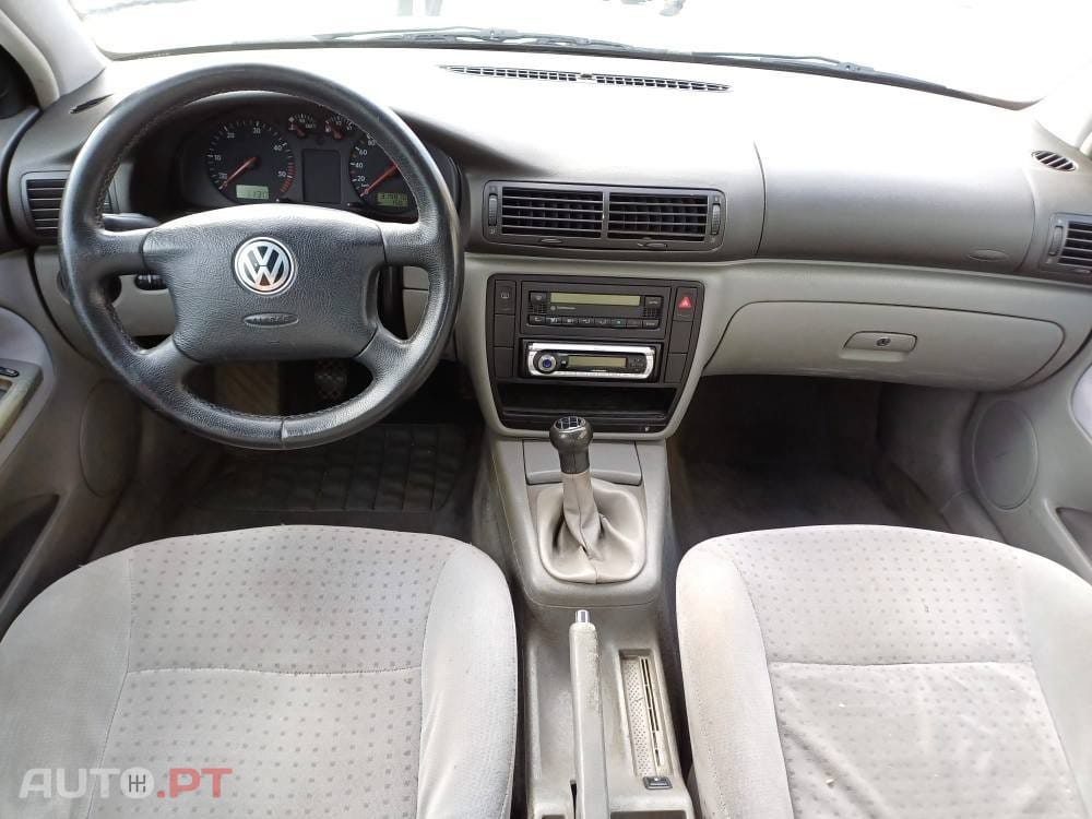 Volkswagen Passat 1.9 TDi Confortline
