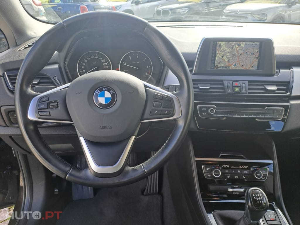BMW 218 d Advantage