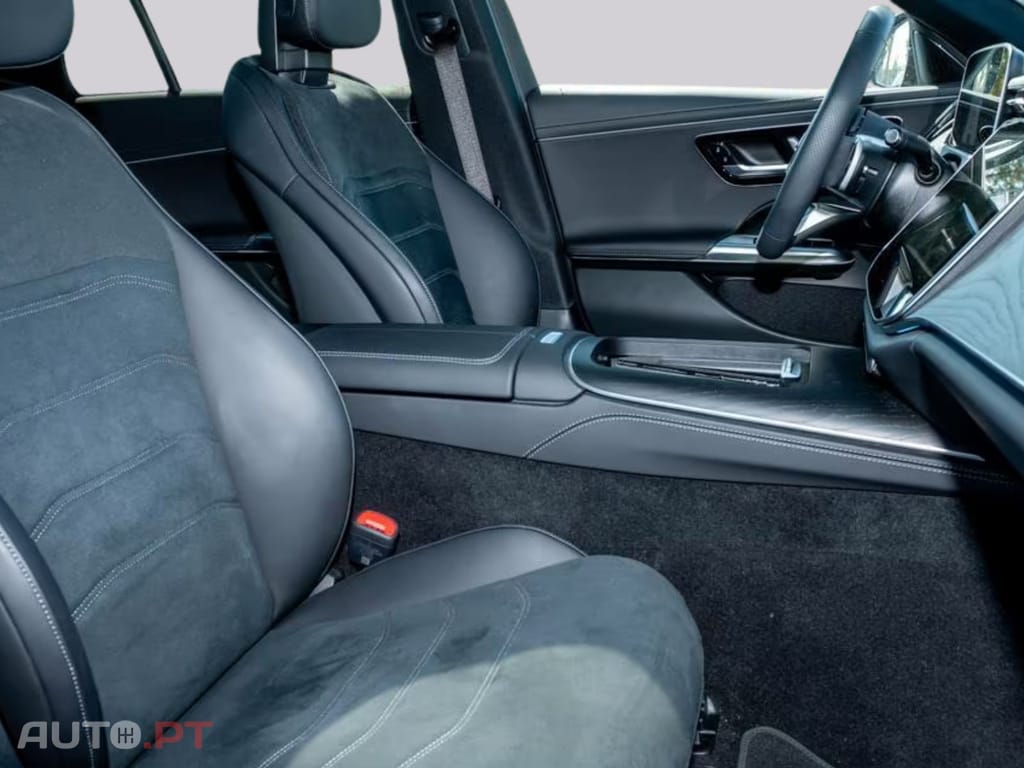 Mercedes-Benz E 220 I.V.A DEDUTÍVEL d AMG