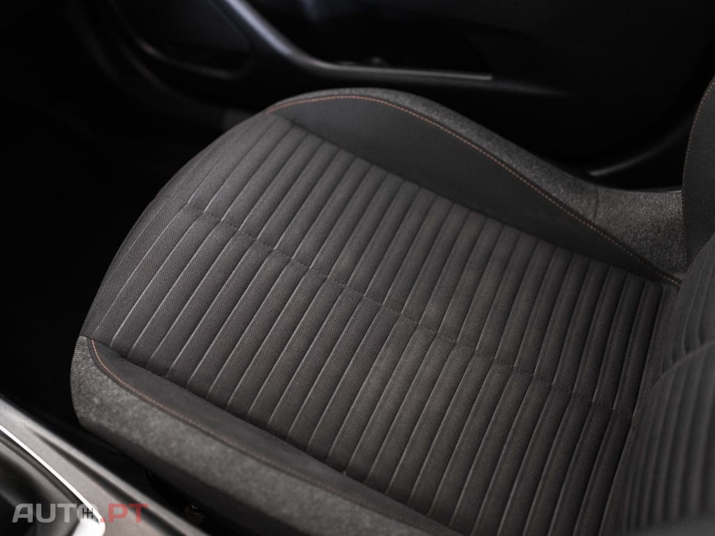 Peugeot 2008 1.5 BlueHDi Active