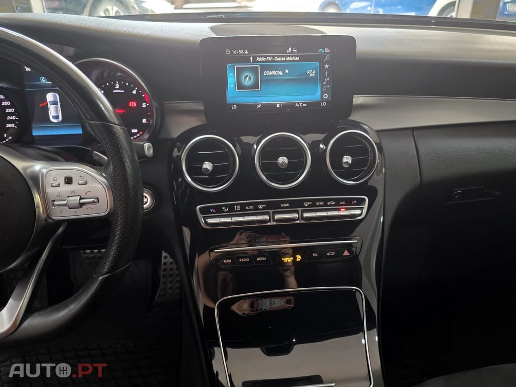 Mercedes-Benz C 200 d AMG LINE