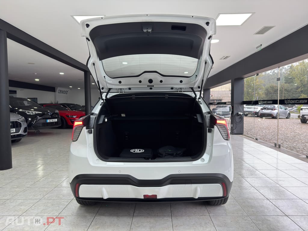 MG MG4 51 kWh Standard