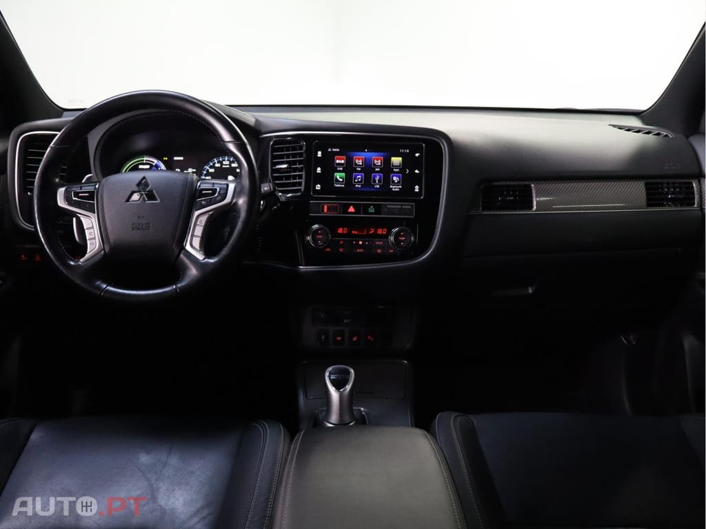 Mitsubishi Outlander 2.4 Mivec PHEV Instyle