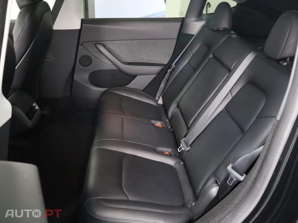 Tesla Model Y Tração Traseira