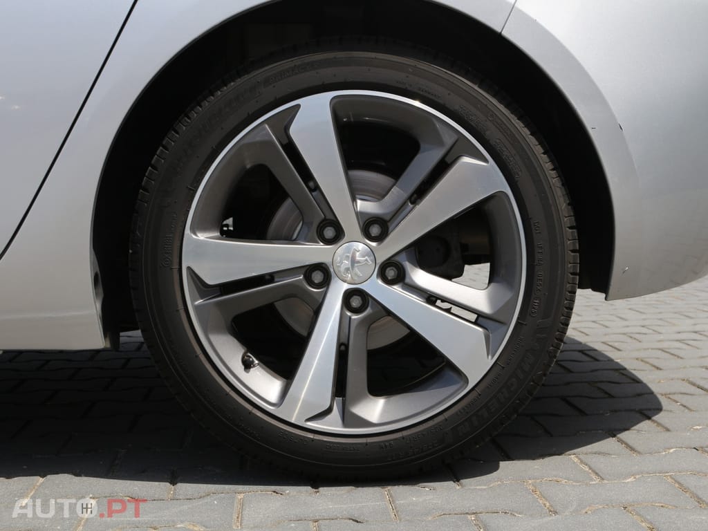 Peugeot 308 1.6 BlueHDi Allure