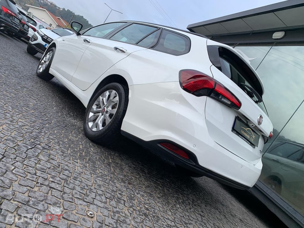 Fiat Tipo 1.3 M-Jet Easy