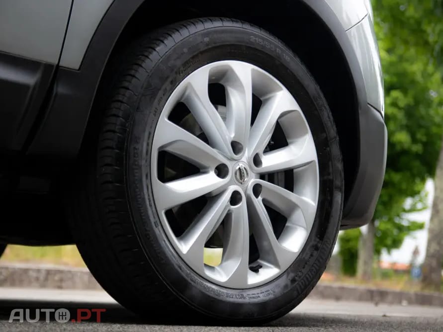 Nissan Qashqai +2 2.0 DCi PREMIUM Sport