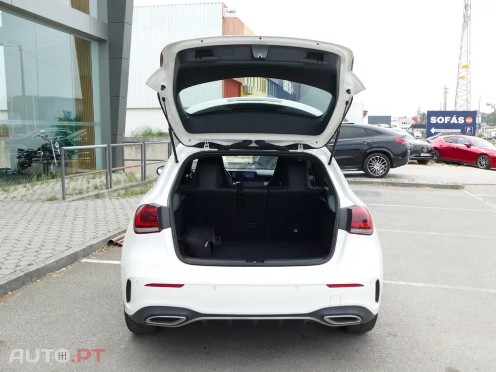 Mercedes-Benz A 250 e AMG Line