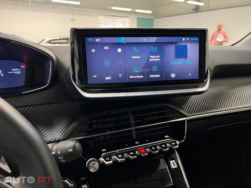 Peugeot 208 1.2 Hybrid Allure e-DCS6