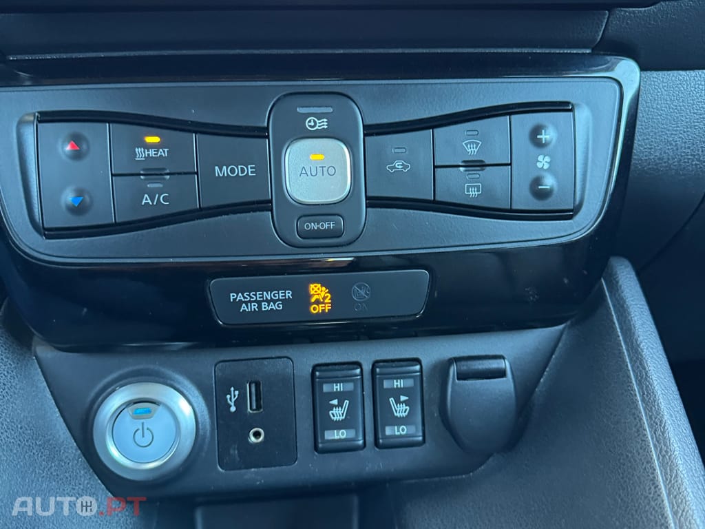 Nissan Leaf Tekna Two Tone+ProPilot Park