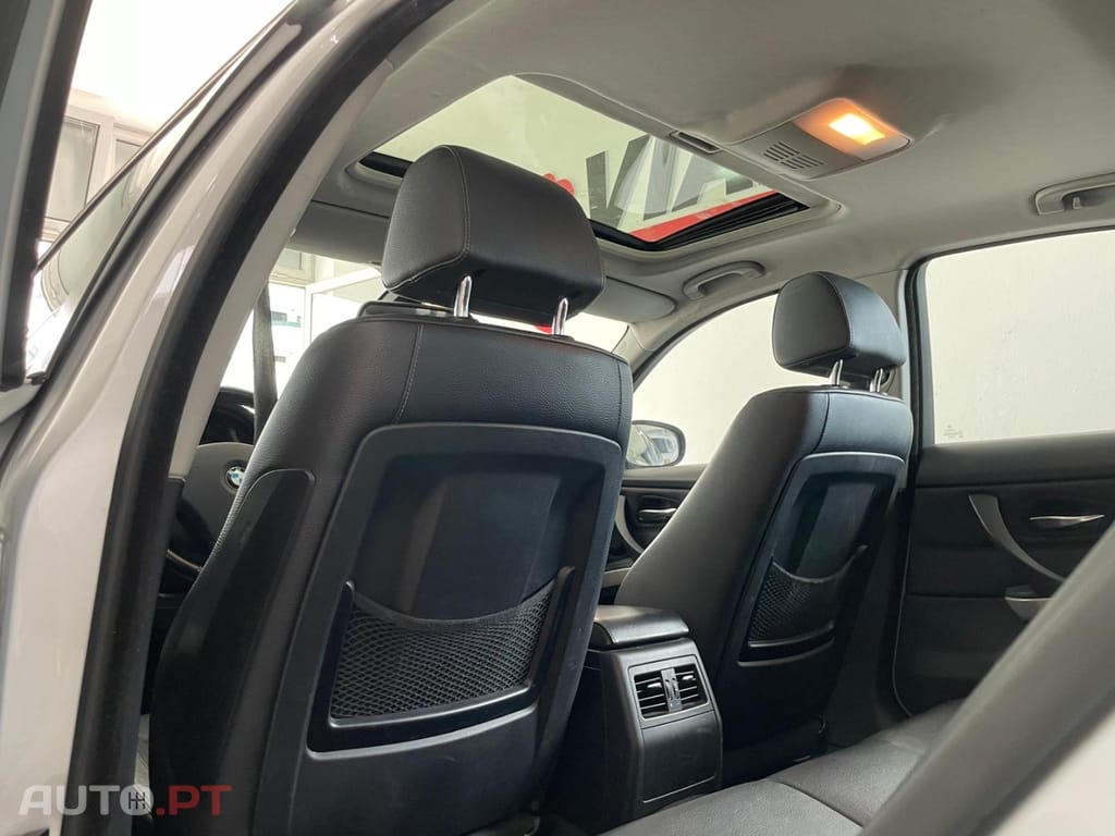 BMW 320 d EfficientDynamics Navigation