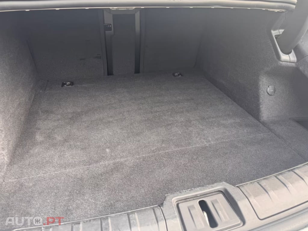 Porsche Taycan 92 % I.V.A DEDUTIVEL 