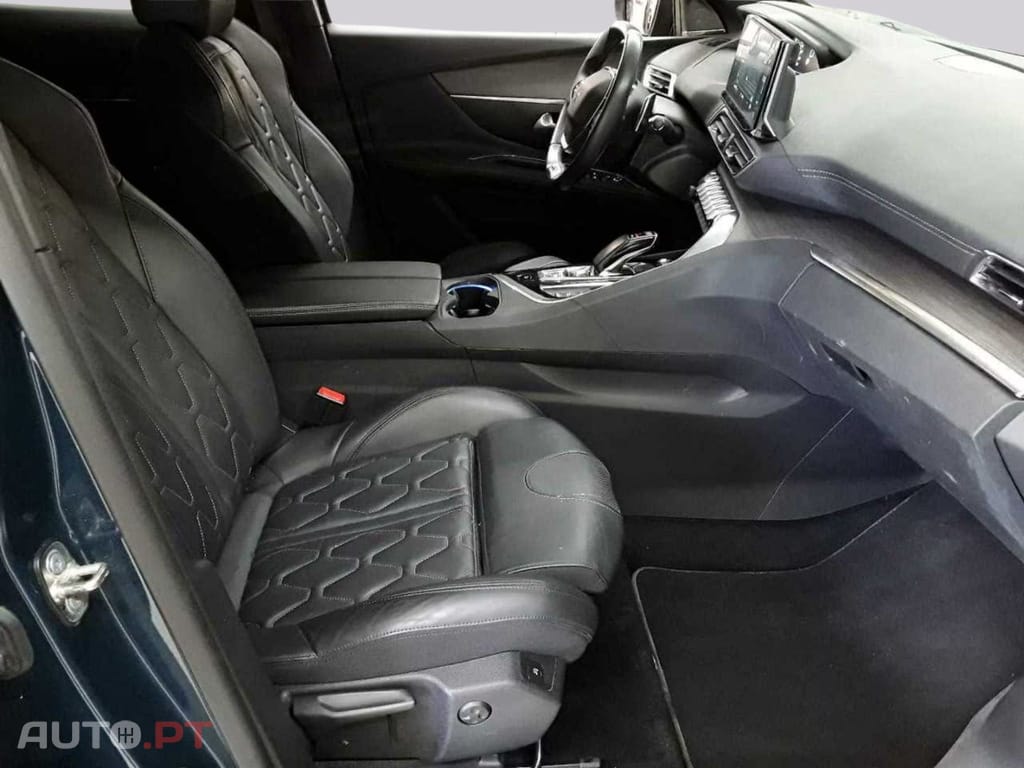 Peugeot 3008 Hybrid4 300 e-EAT8 GT I.V.A DEDUTIVEL