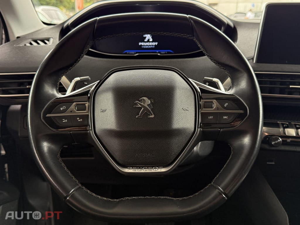 Peugeot 5008 1.2 PureTech Allure EAT8