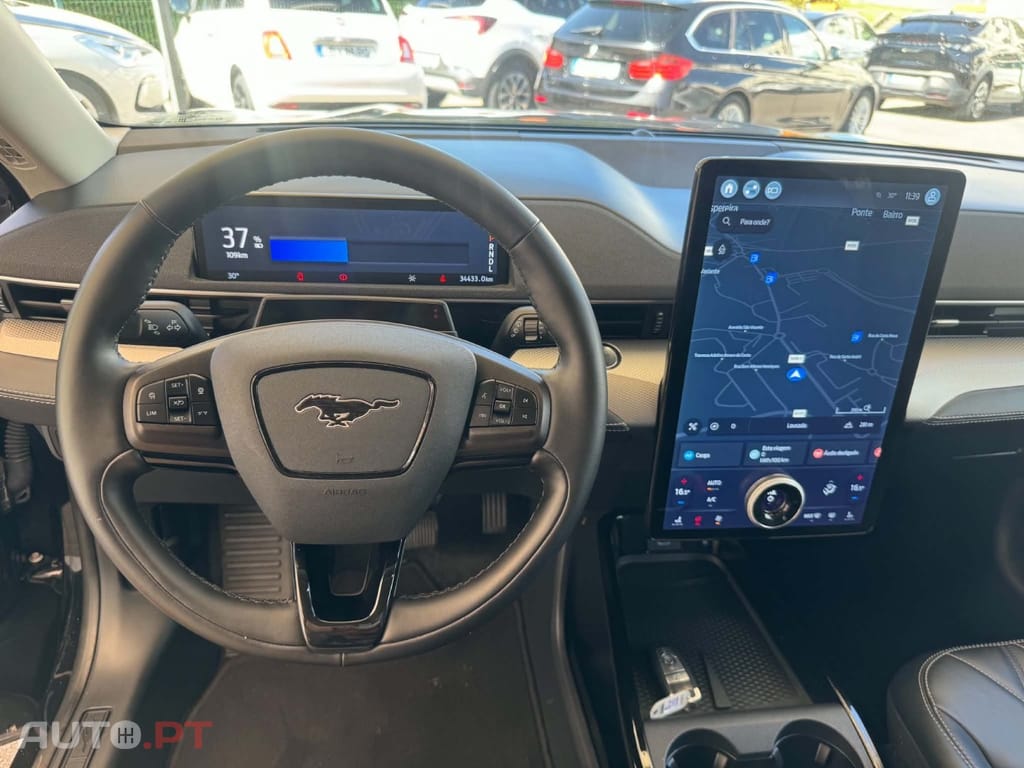 Ford Mustang Mach-E 75.7 kWh Premium AWD