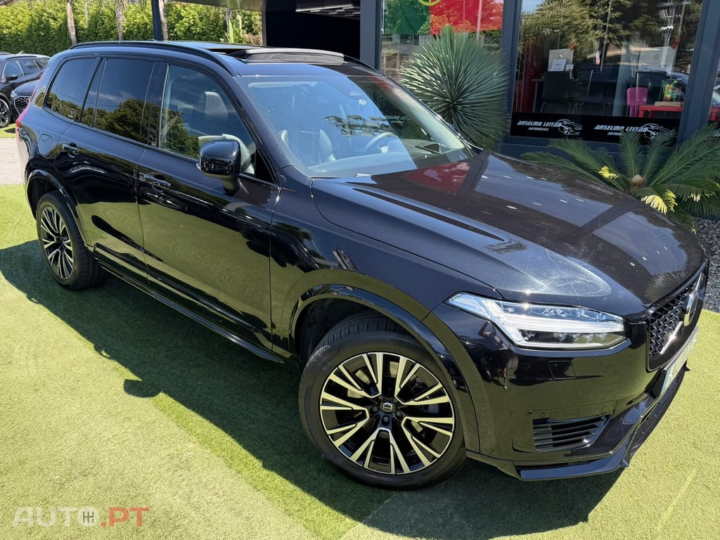 Volvo XC90 2.0 T8 PHEV Ultimate Dark AWD