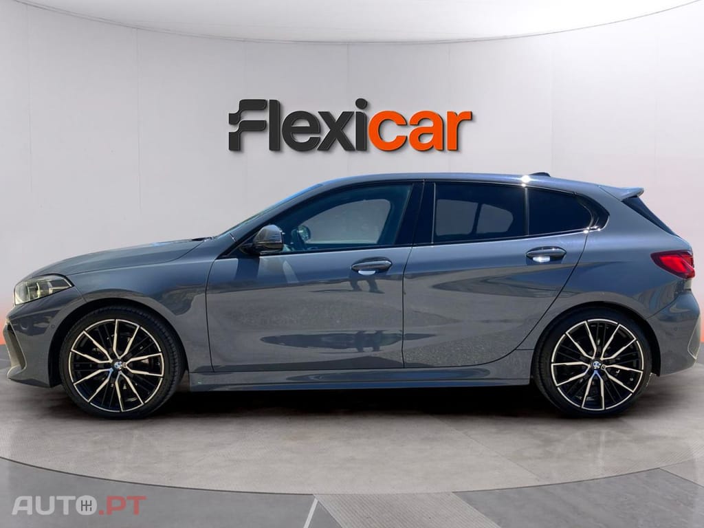 BMW 118 i Pack Desportivo M Auto