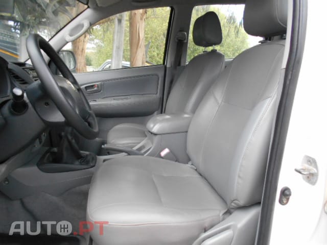 Toyota Hilux 2.5D-4D 4x4