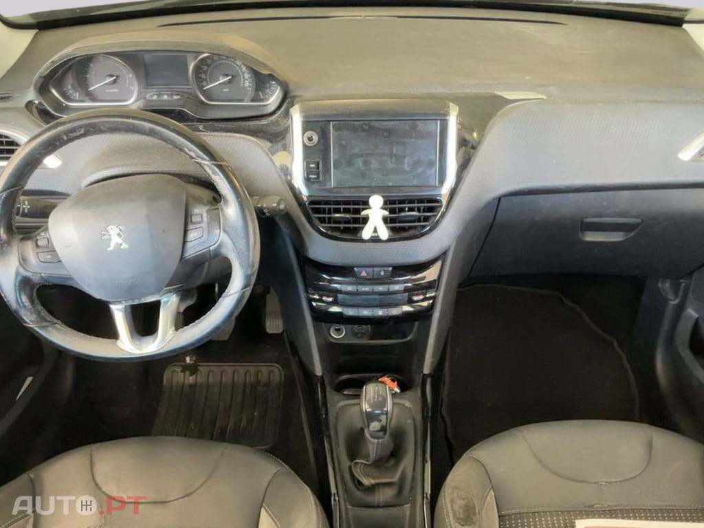 Peugeot 2008 1.2 PureTech Allure