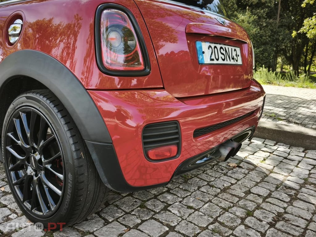 MINI Cooper John Cooper Works 153g