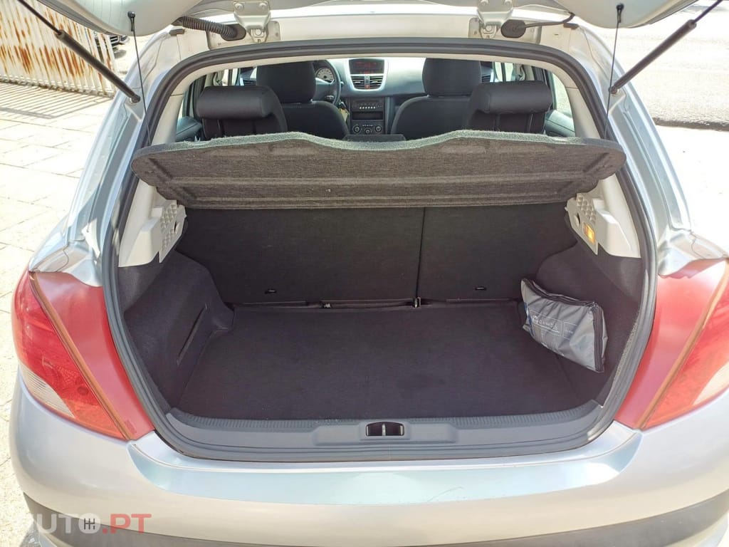 Peugeot 207 1.4 16V Active