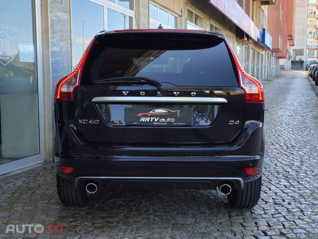Volvo XC60 2.0 D4 R-Design