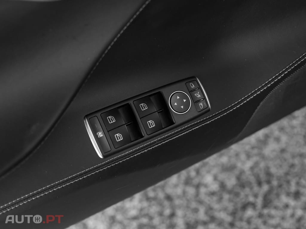 Tesla Model S 90D
