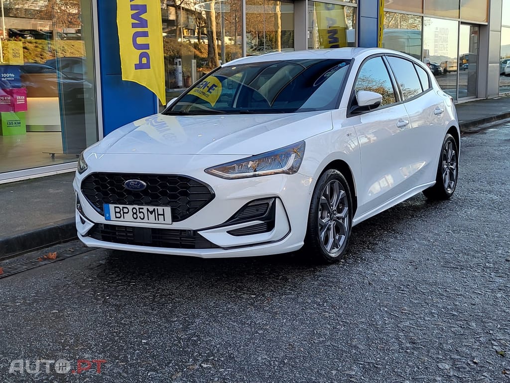 Ford Focus 1.0 EcoBoost MHEV ST-Line
