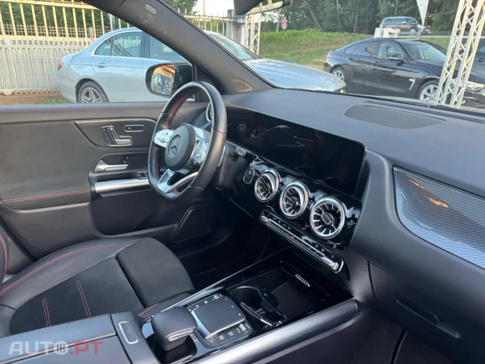 Mercedes-Benz GLA 250 e AMG Line