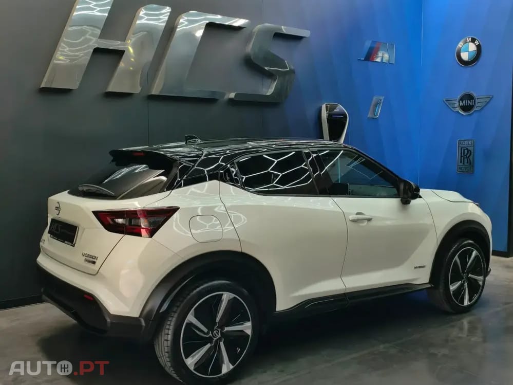 Nissan Juke 1.6 Hybrid N-Design Black