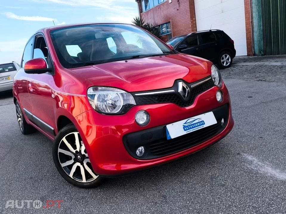 Renault Twingo 1.0 SCe Dynamique — fotografia 10