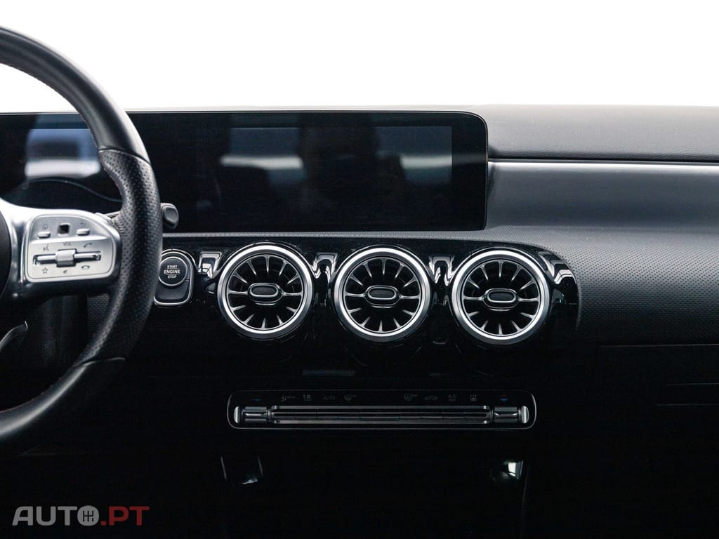 Mercedes-Benz A 250 e AMG Line