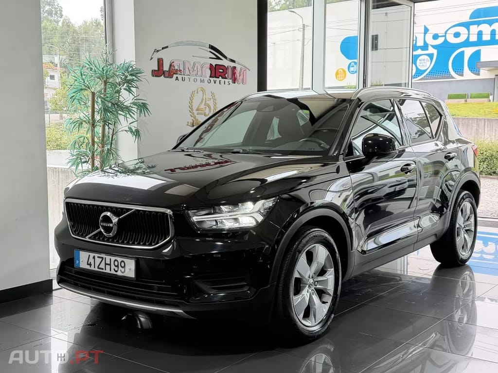 Volvo XC40 1.5 T3 Momentum Plus