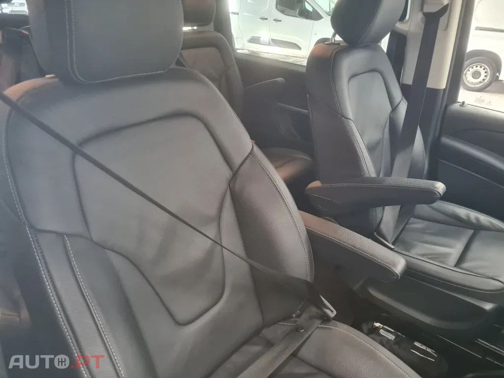 Mercedes-Benz V 300 d Longo Avantgarde