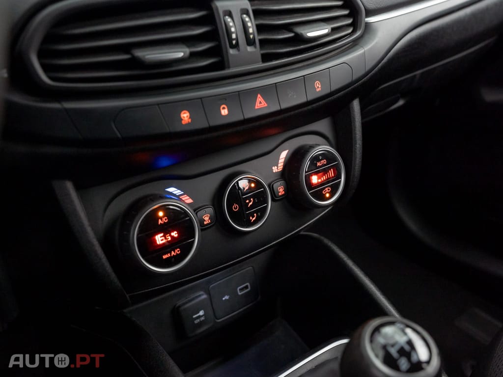 Fiat Tipo 1.3 M-Jet Lounge