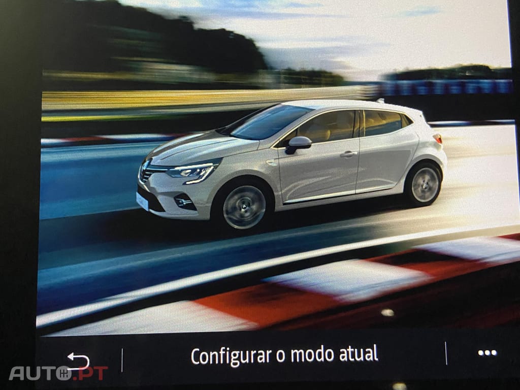 Renault Clio Exclusive 1.0