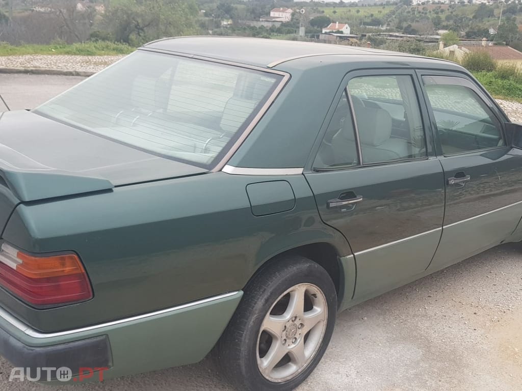Mercedes-Benz 300 4 MATIC